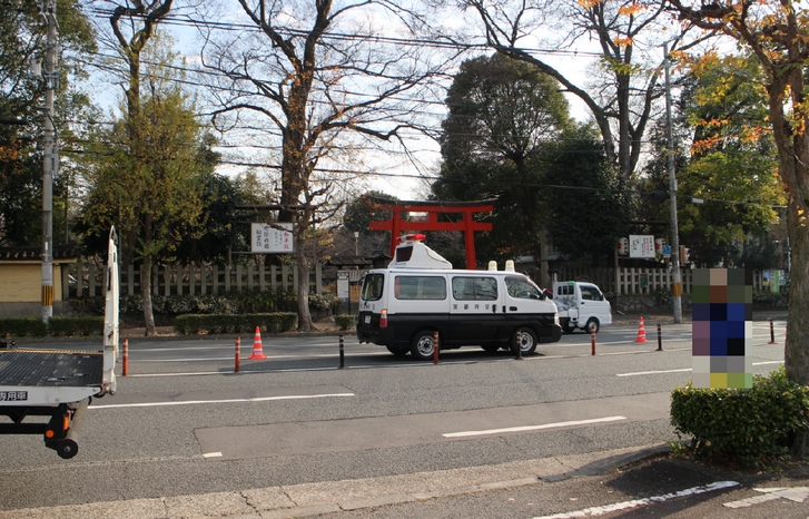 12月9日 9:30頃に京都・平野神社前交差点(車線規制)