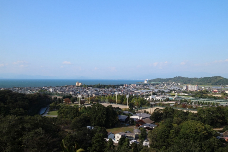 天守閣から見た琵琶湖