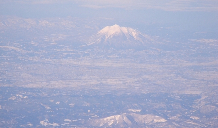 岩木山と大和沢川扇状地