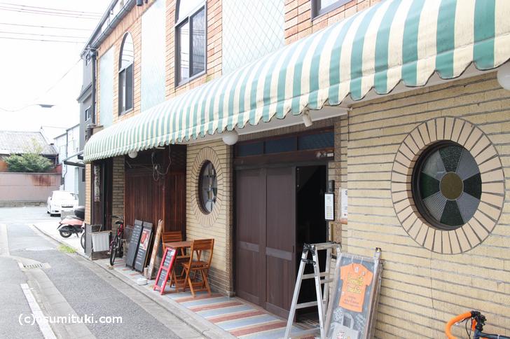 京都・五條楽園に残るカフェー建築