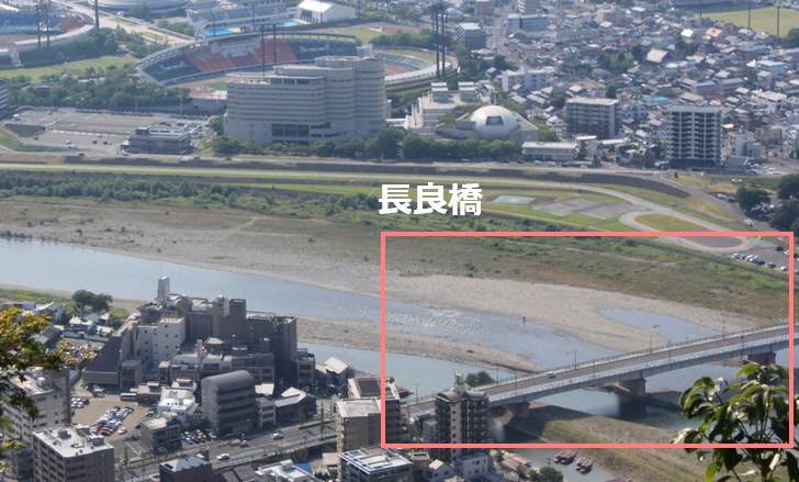 長良橋と長良川(岐阜城から撮影)