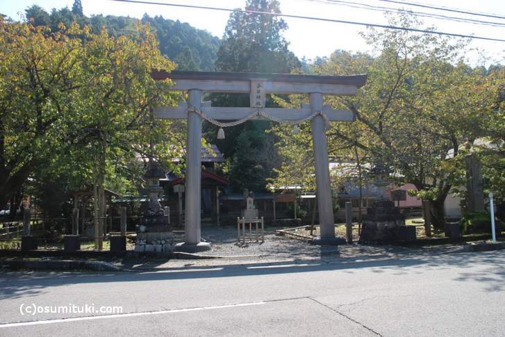 京都・京北「春日神社」付近から府道361号へ抜ける林道がある