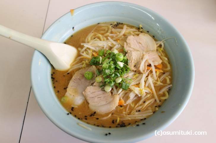味噌ラーメン450円でこのクオリティは安すぎます!