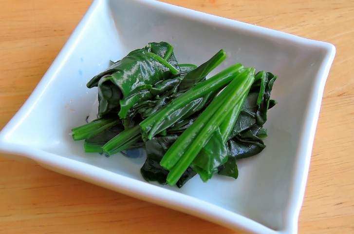 お浸しにして食べることが多い野菜です