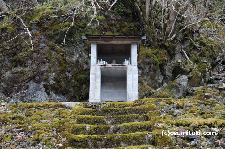 京都で一番という不思議スポット「佛返りの地蔵尊」への行き方