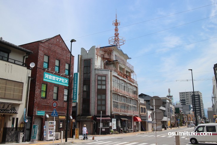 滋賀県長浜市で千葉県のご当地グルメ「ホワイト餃子」が食べられるらしい