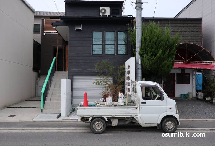 仁修樓(にんしゅうろう)工事中店舗外観