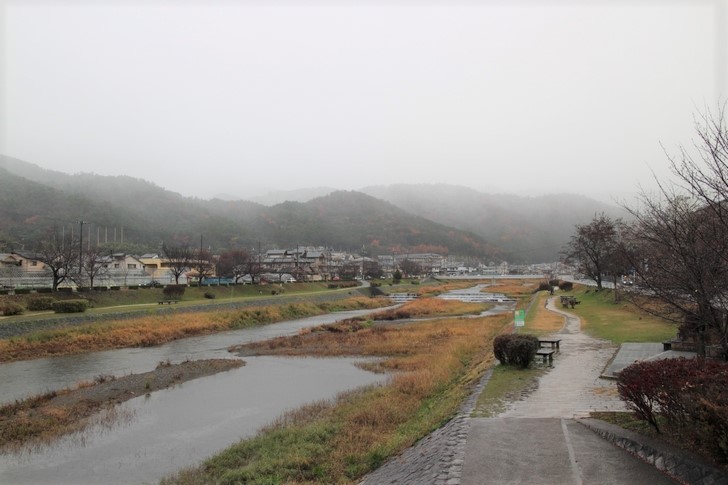 京都・上賀茂神社付近（鴨川）は雨でした