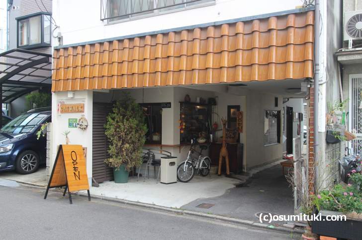 Cafe CATWALK、京都・西院の路地裏にある隠れ家カフェ