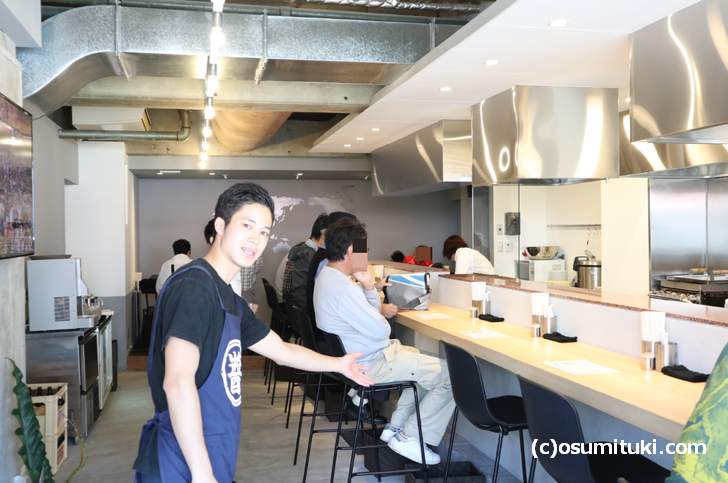 2018年10月1日にオープンした「麺屋 聖~kiyo~」店内
