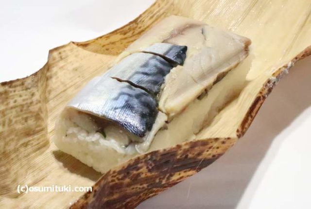 大阪のバッテラと京都のサバ寿司の違い!昆布は食べるのか問題 – 京都のお墨付き!