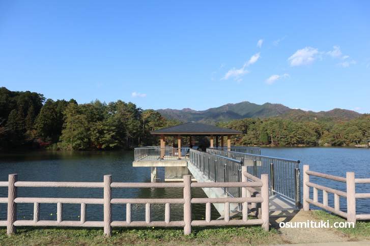 三段池も大きな池で絶景です(福知山市)