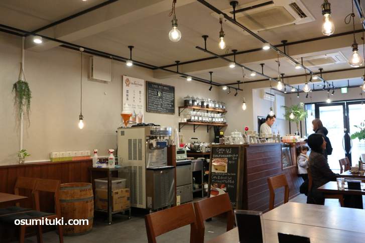 金閣寺すぐ近くのコーヒー専門店「カフェ バニーマタル」