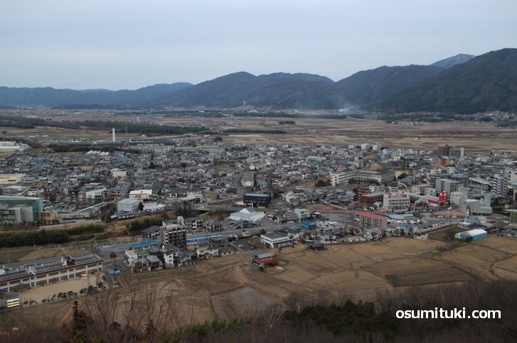 雲海がないときの亀岡の風景
