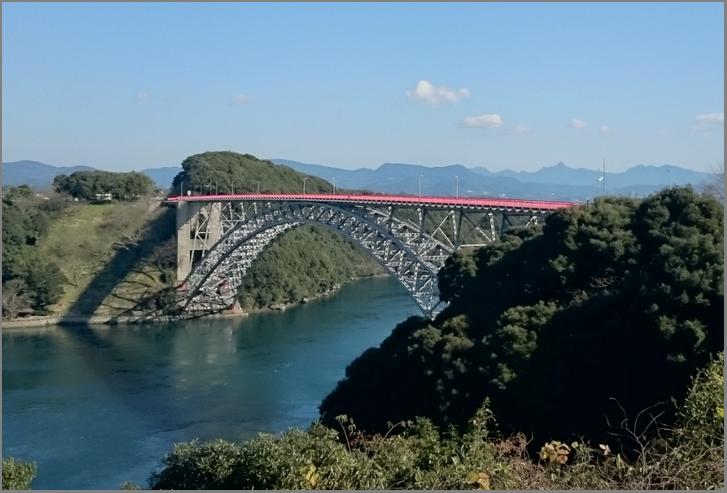 長崎県佐世保市の西海橋、ここにかつて「西海橋水族館」がありました