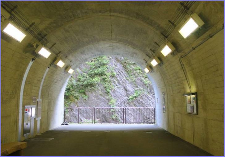 清津峡渓谷トンネル（新潟県十日町市）
