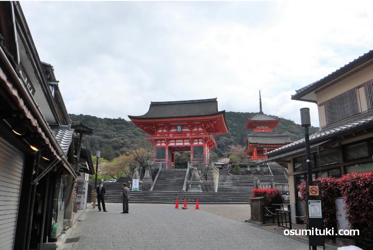 清水寺は通常通り拝観できる