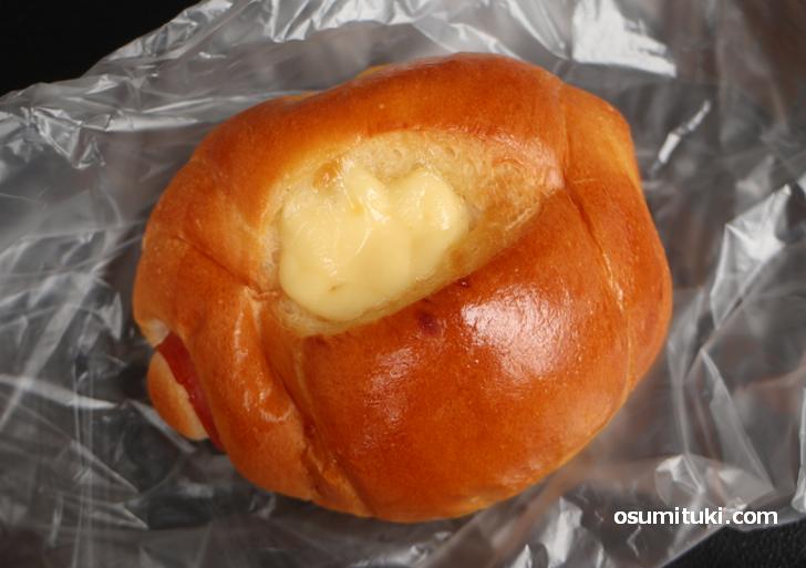 ハムチーズパン（80円）