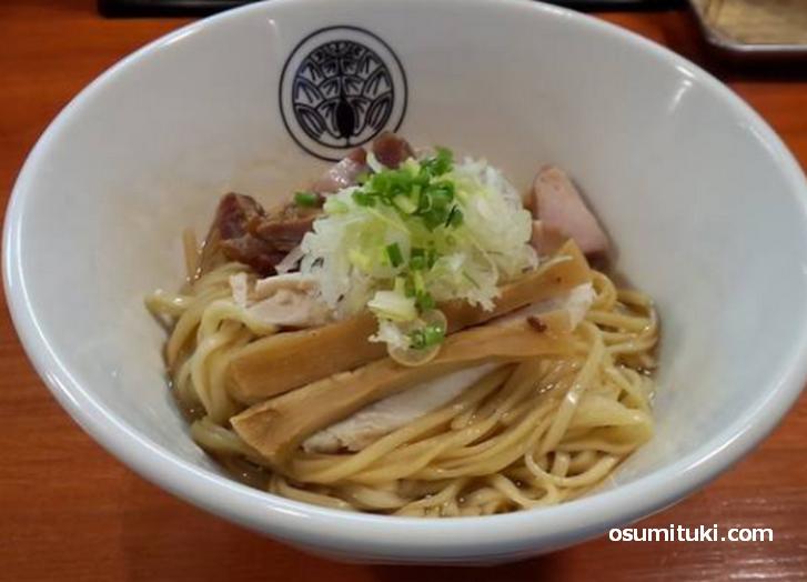 鶏油まぜそば(700円)