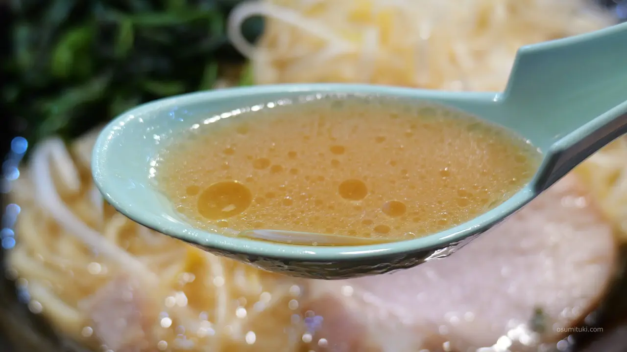 壱系独特のクリーミーでマイルドなスープ