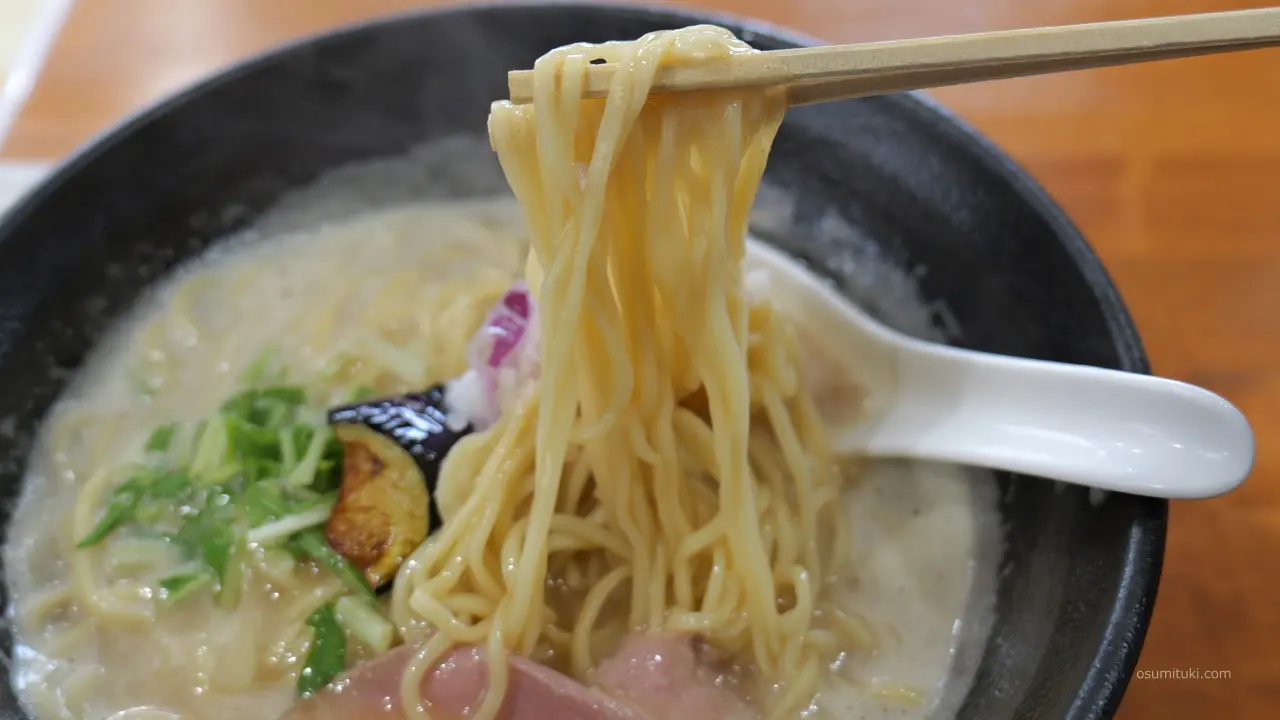 麺はもう少し太くてもいいかも