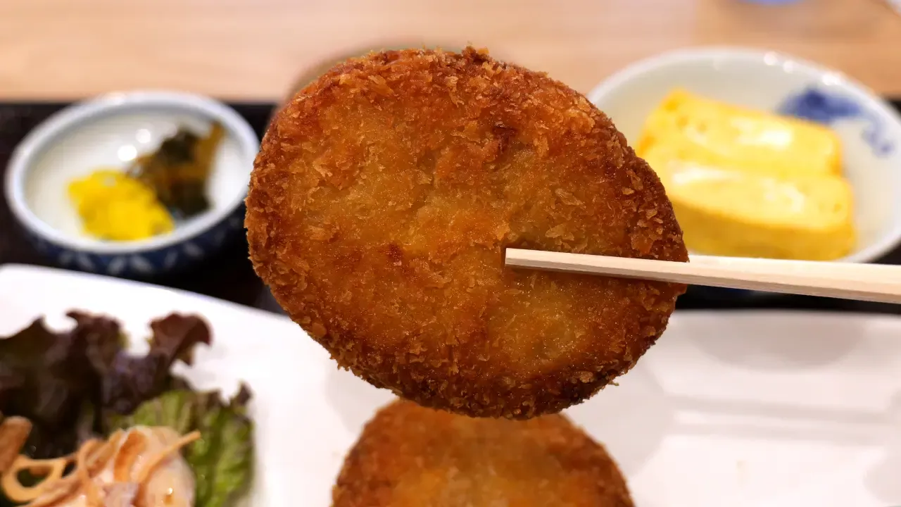 薄皮サクサク中ふわとろなコロッケ